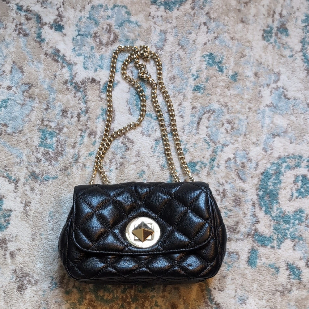 Black Quilted Chain Shoulder Bag